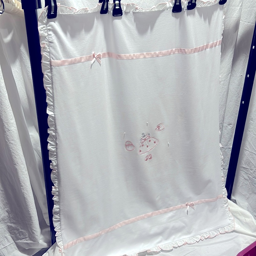 TAF Italian receiving blanket.  Pink grosgrain ribbon detail with bows.
